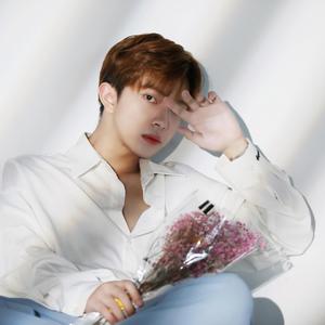 绿帽男再次给娇妻找黑人
